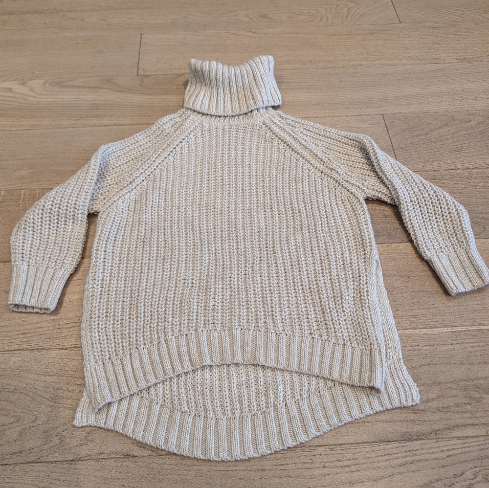 H&M Cozy Knit Sweater. Size small.